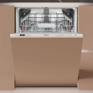 Hotpoint Integrated Dishwasher - 14 Place Settings